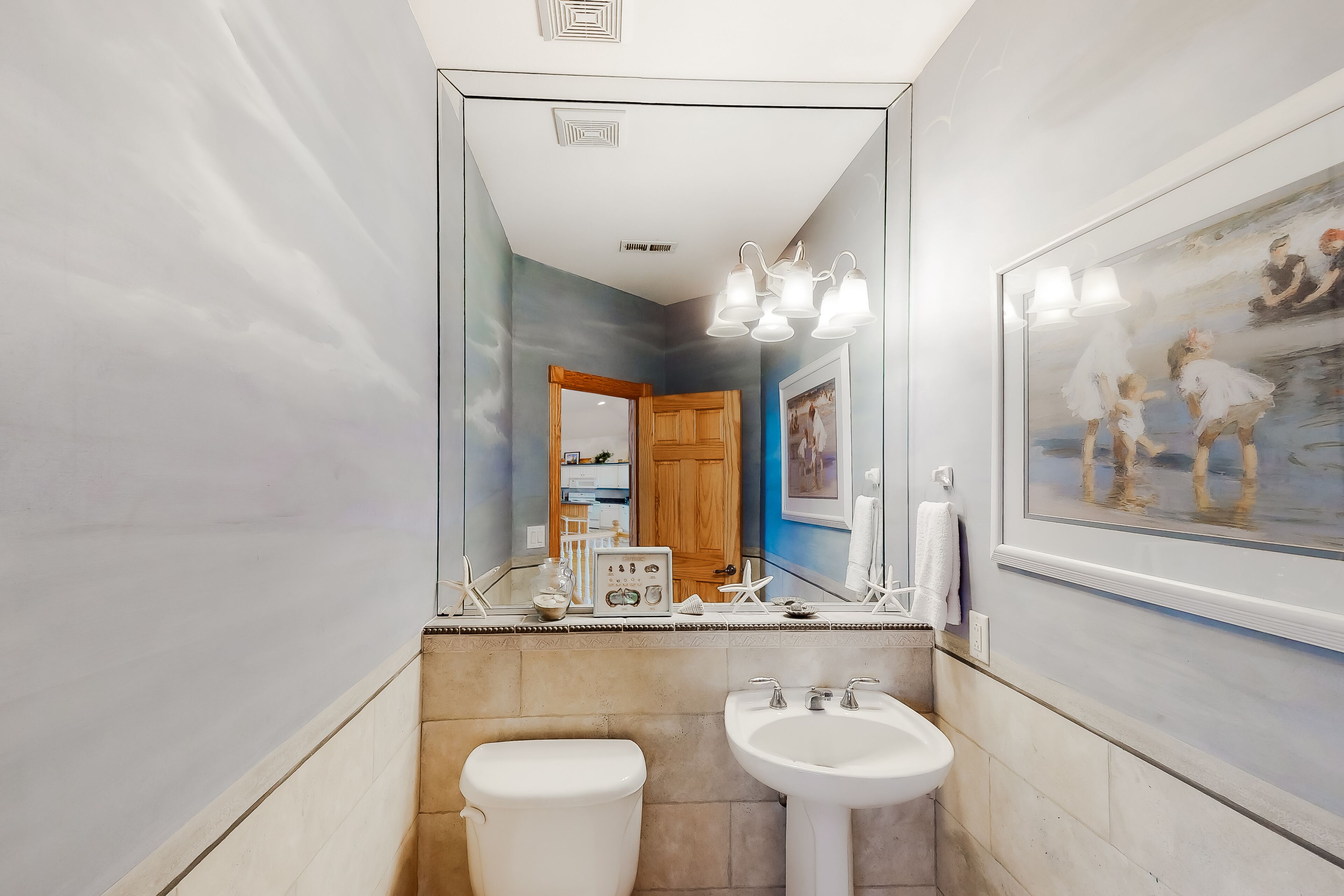 Oceanside Home In Corolla w/ Private Pool & Hot Tub, Dog Friendly