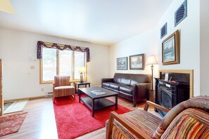 TV, fireplace, DVD player