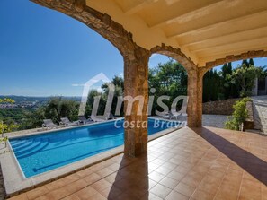 Pool - Villa Paradise: Your private escape, a stone's throw from it all! (Calonge)