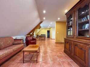 Interior - Charming Villa with Indoor Pool, Private Tennis Court, Near Zoo and Castles (Villentrois-Faverolles-en-Berry)