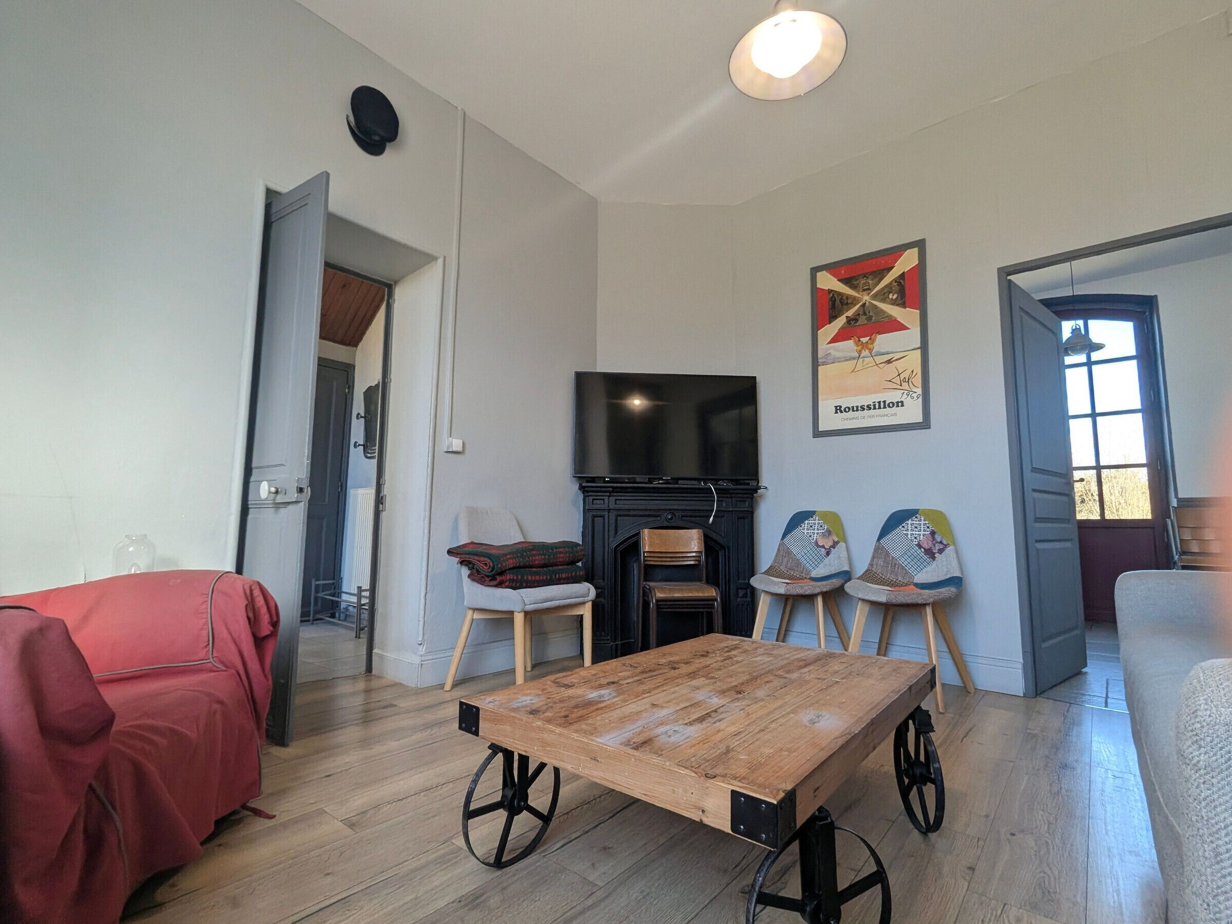 4 bedrooms, free WiFi