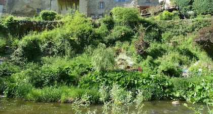 Countryside Chalet by the Water: 2BR, Terrace, Pets Welcome