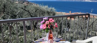 Apartment Azalea with beautiful lake view