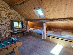 3 chambres, lit parapluie