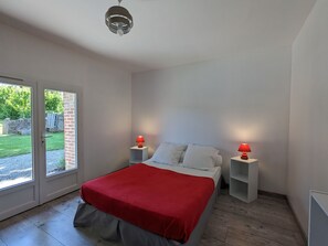 2 soverom, reiseseng for barn og wi-fi (inkludert)