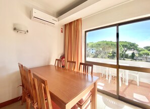 Dining - Sea Gardens -  Alvaflor IX (Vilamoura)