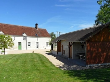 Gßte et terrain arboré