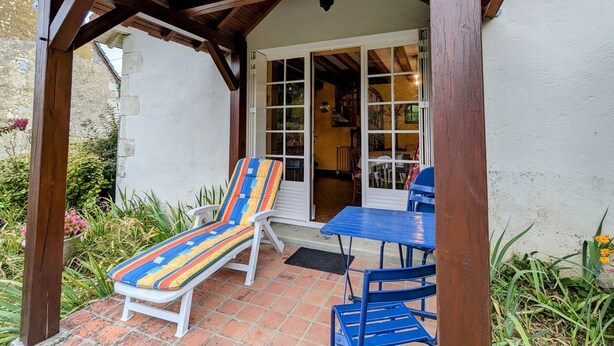 Unclassified image, 1 of 24, button - Charming Cottage Near Valençay Castle, 3 Beds, Garden, and Close to Beauval Zoo (Gehée)