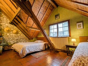 2 bedrooms, free WiFi