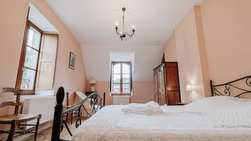 5 chambres, Wi-Fi gratuit, draps fournis