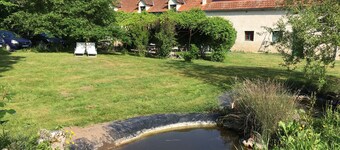 Peaceful Renovated Farmhouse: 6 Bedrooms, Private Terrace, in Berry Heart, Near Le Blanc