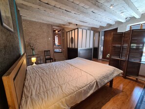 2 bedrooms, free WiFi
