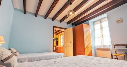 Charming Countryside Home with Garden Near Eguzon Lake & Gargilesse-Dampierre
