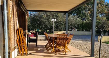 Spacious Cottage near Valençay Castle & Beauval Zoo with Outdoor Activities & Large Garden