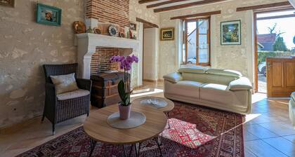 Spacious Cottage near Valençay Castle & Beauval Zoo with Outdoor Activities & Large Garden