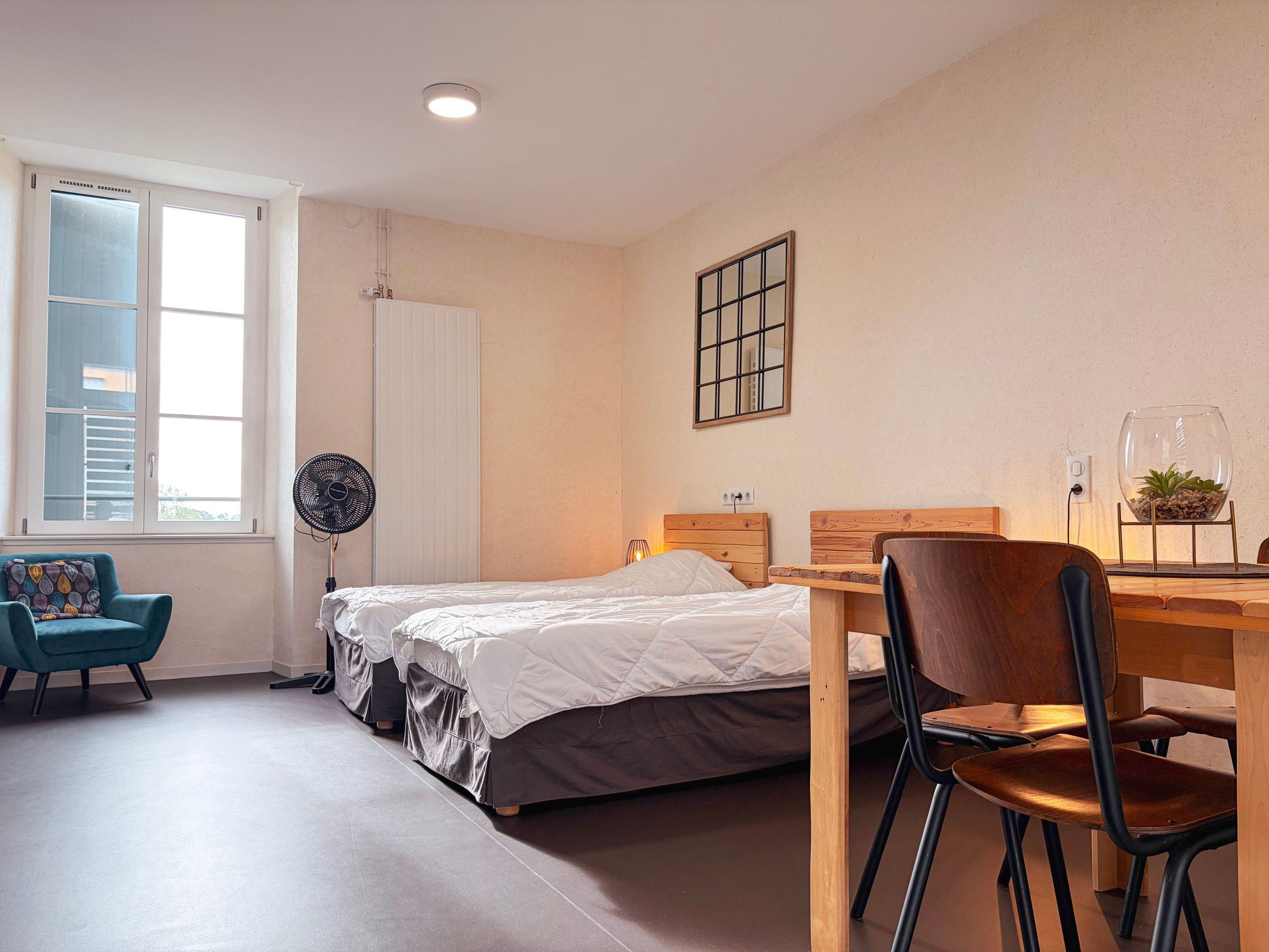5 bedrooms