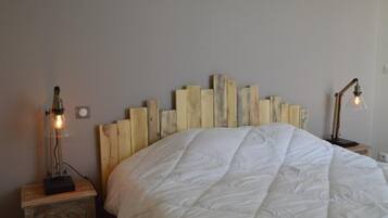 5 bedrooms
