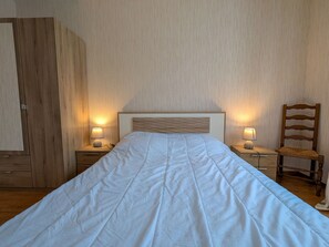 2 bedrooms, free WiFi