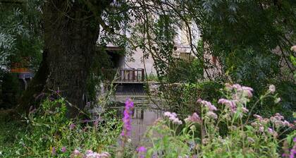 Moulin paisible en Berry avec étang privé, proche du Chùteau de Valençay et Zoo de Beauval