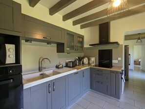 Fridge, microwave, dishwasher