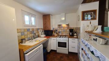 Fridge, microwave, dishwasher