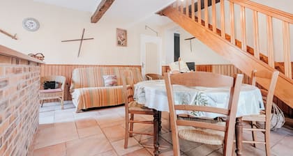 Charming House near Eguzon Lake - Peaceful Garden, Child Games, Private Parking