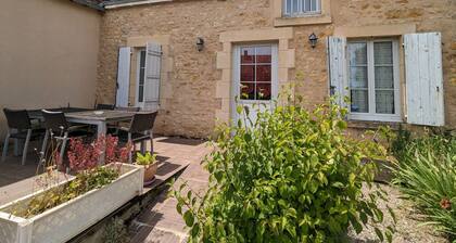 Charming 18th-Century Farmhouse with Garden near George Sand's House