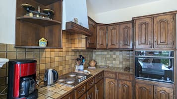 Réfrigérateur, micro-ondes, lave-vaisselle