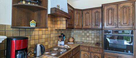 Fridge, microwave, dishwasher