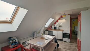 Fridge, microwave, dishwasher