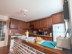 Fridge, microwave, dishwasher