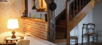 Charming Rustic House Near Beauval Zoo with Garden, Games Room & Parking