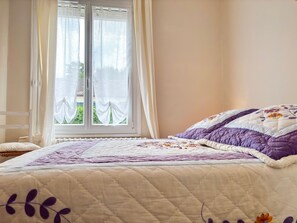 2 bedrooms