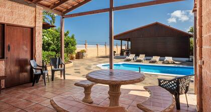Vacation Home "La Molineta" with Mountain View, Pool, Garden, Terrace & Wi-Fi