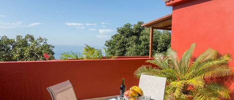 屋外ダイニングエリア