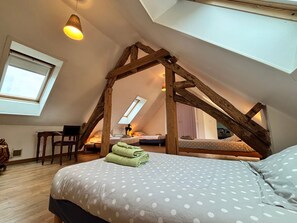 2 habitaciones, wifi gratis y ropa de cama 