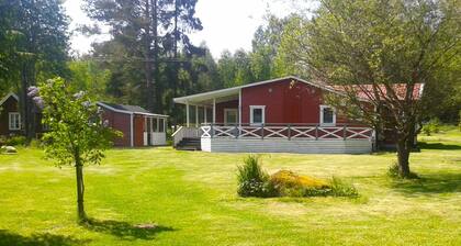3 bedroom accommodation in Mölltorp
