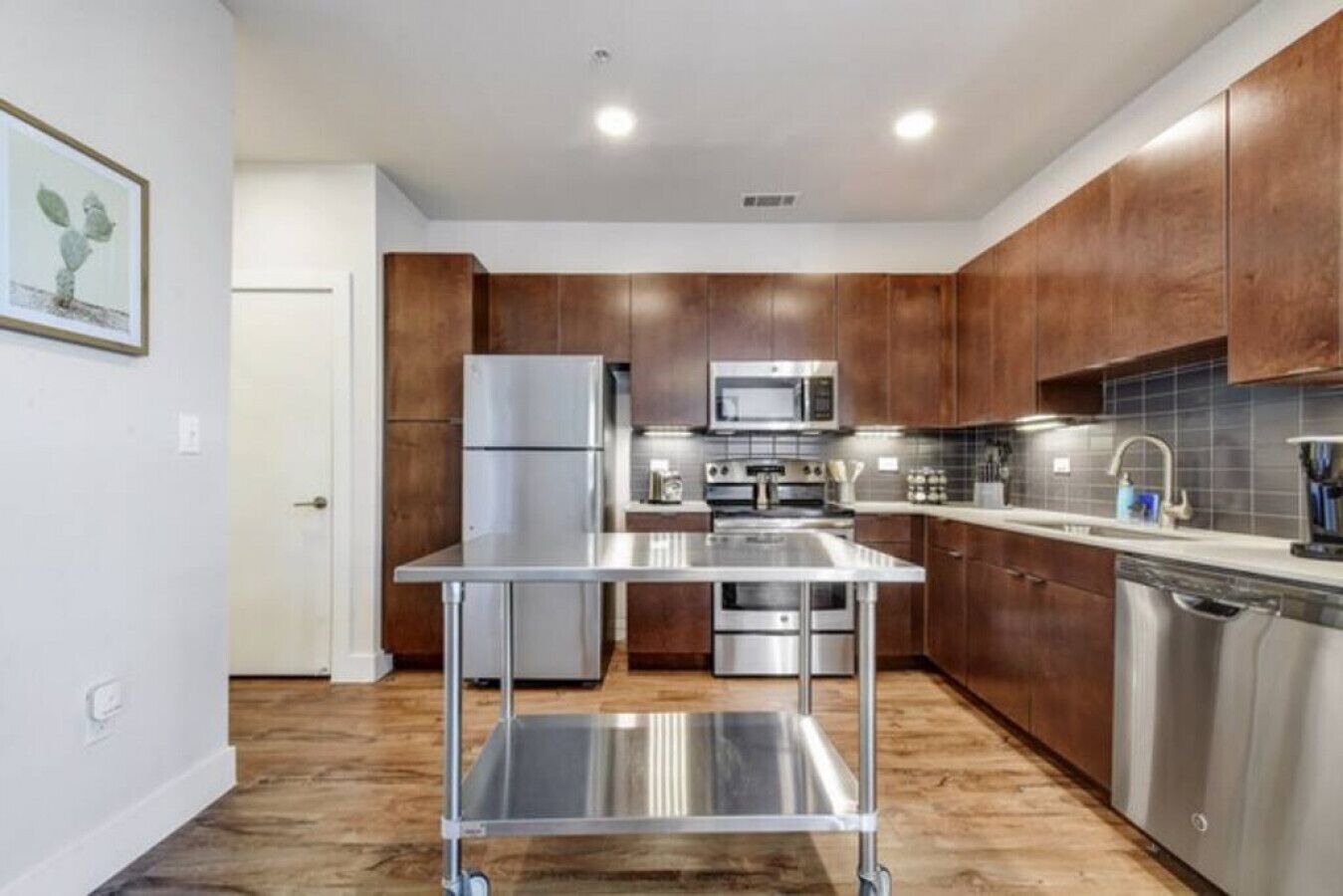 Experience Downtown Studio Near River Walk