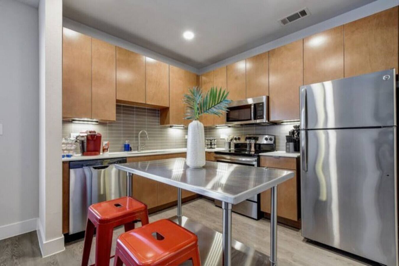 Luxurious Studio|Work from|Wifi|Riverwalk