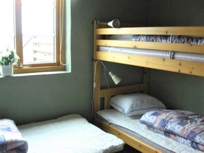 2 bedrooms, free WiFi