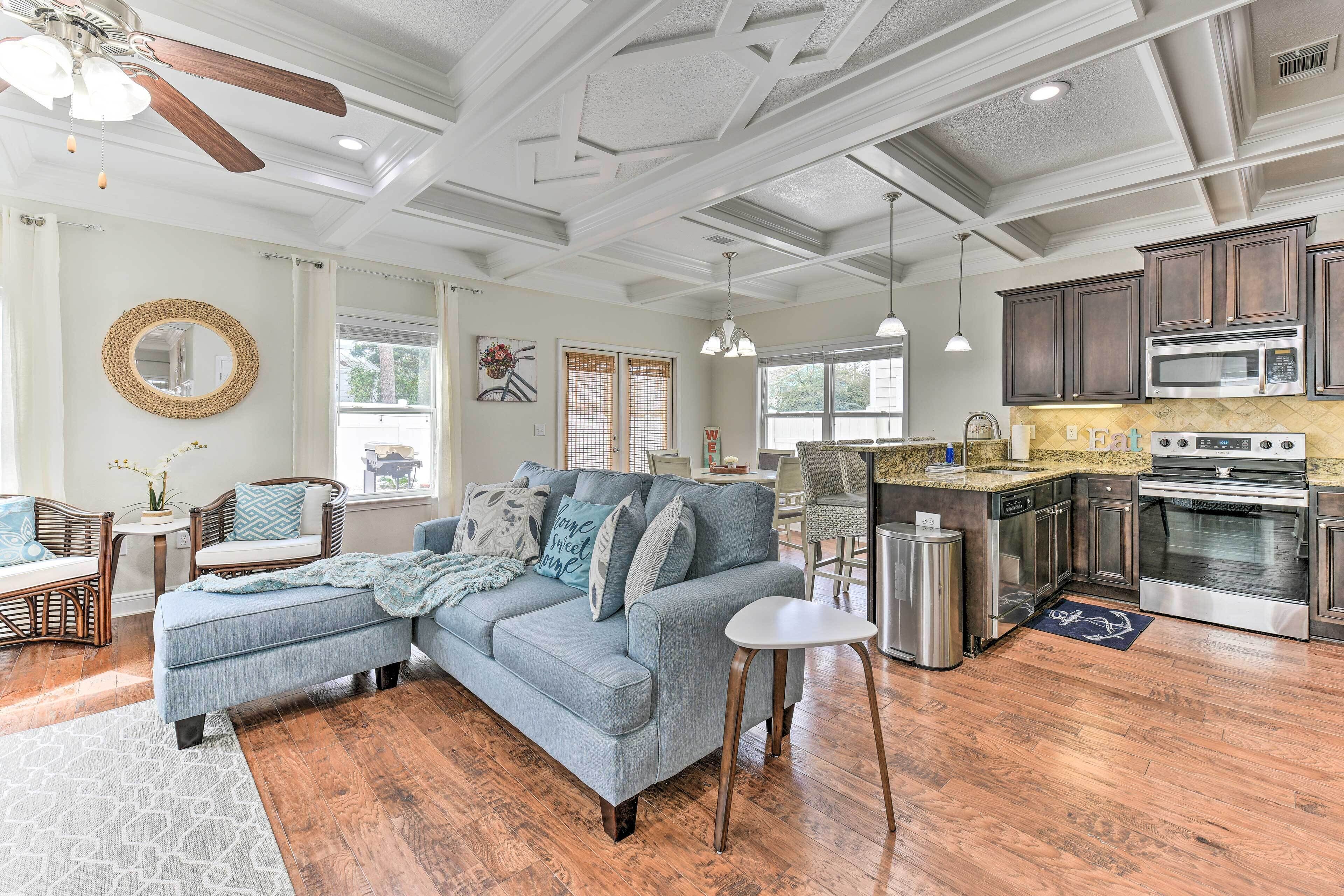Spacious Home < Half-Mile to Inlet Beach & Dining