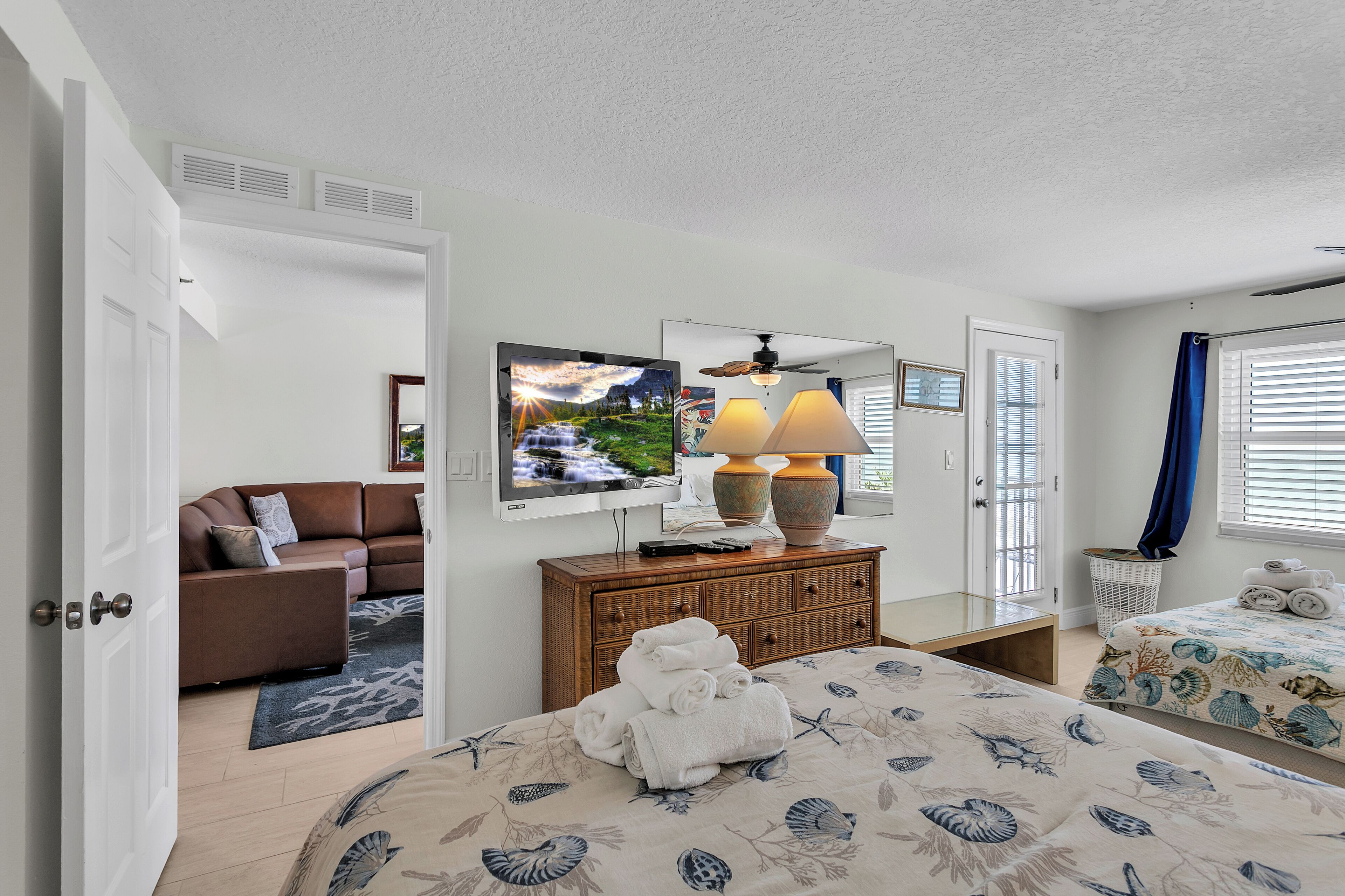 3 habitaciones, internet y ropa de cama 