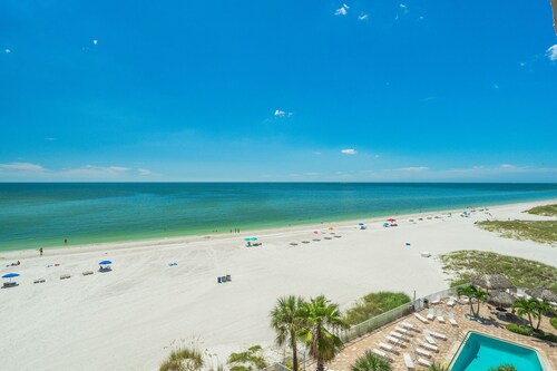Beach Place 511 3 BR Gulf Front