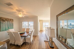 Dining - "Destin Nation By You" Miramar Beach, Gulf Views, Pool, Deeded Beach Access (Miramar Beach)