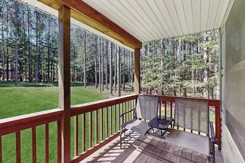 Quaint dog-friendly retreat near the lake w/ wood stove, gas grill, & large yard