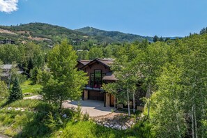 Exterior - Apres Lodge South | Near Steamboat Resort | Private Deck | Hot Tub (Steamboat Springs)