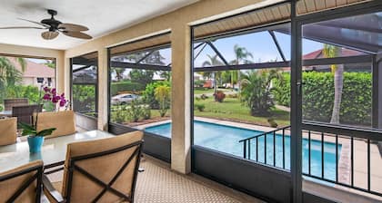 Settle-in and enjoy the Florida Life at this Darling Home