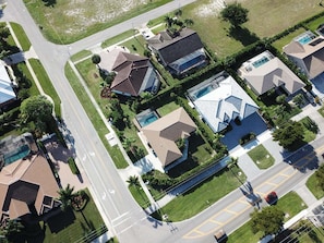 Exterior - 3BR Marco Island home with heated pool, WiFi, and full kitchen. (Marco Island)