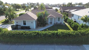 Unclassified image, 3 of 33, button - 3BR Marco Island home with heated pool, WiFi, and full kitchen. (Marco Island)