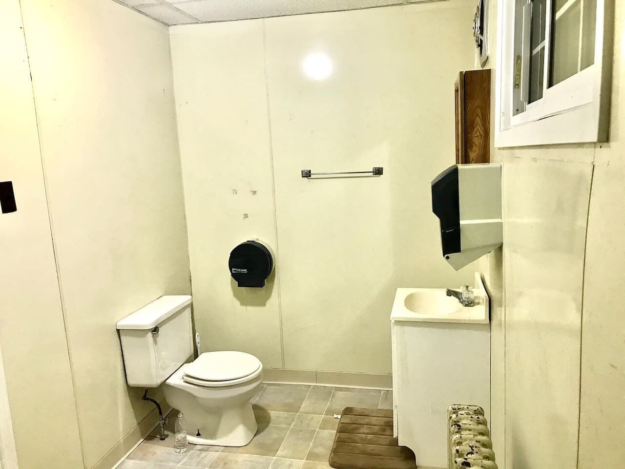 Scenic Mountaintop Villa with Free WiFi & Pool